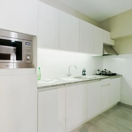 Aparthotel Arass & Business Flats