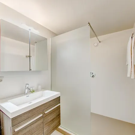 Arass & Business Flats Aparthotel 3*