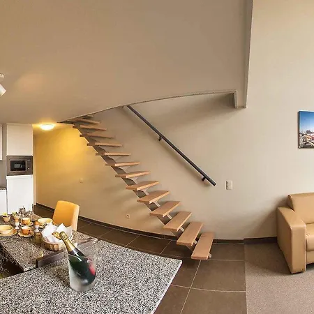 Aparthotel Arass & Business Flats