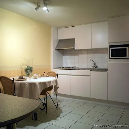 Arass & Business Flats Aparthotel Antwerpen